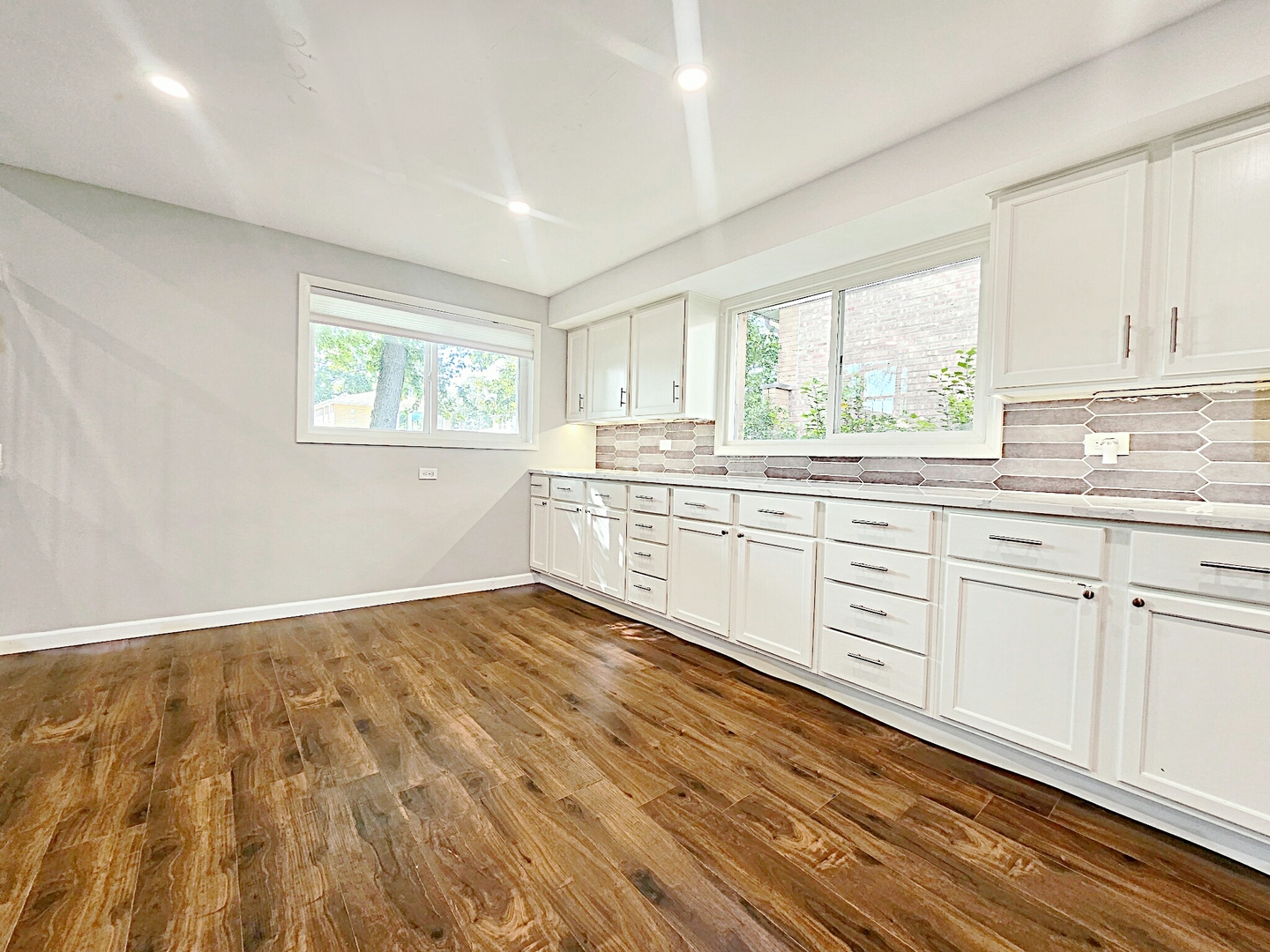 14441 Kolin Avenue, Midlothian, IL 60445