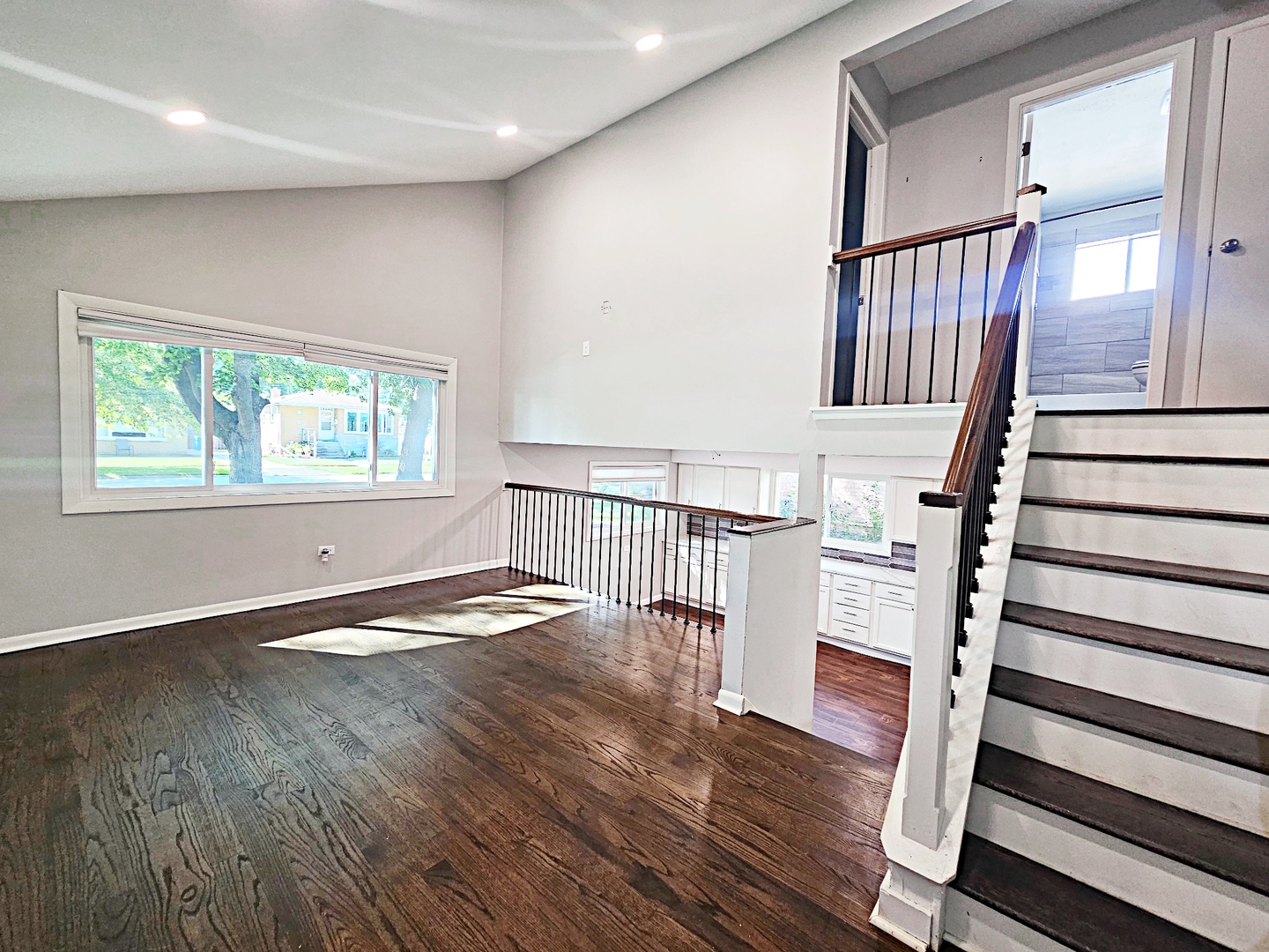 14441 Kolin Avenue, Midlothian, IL 60445