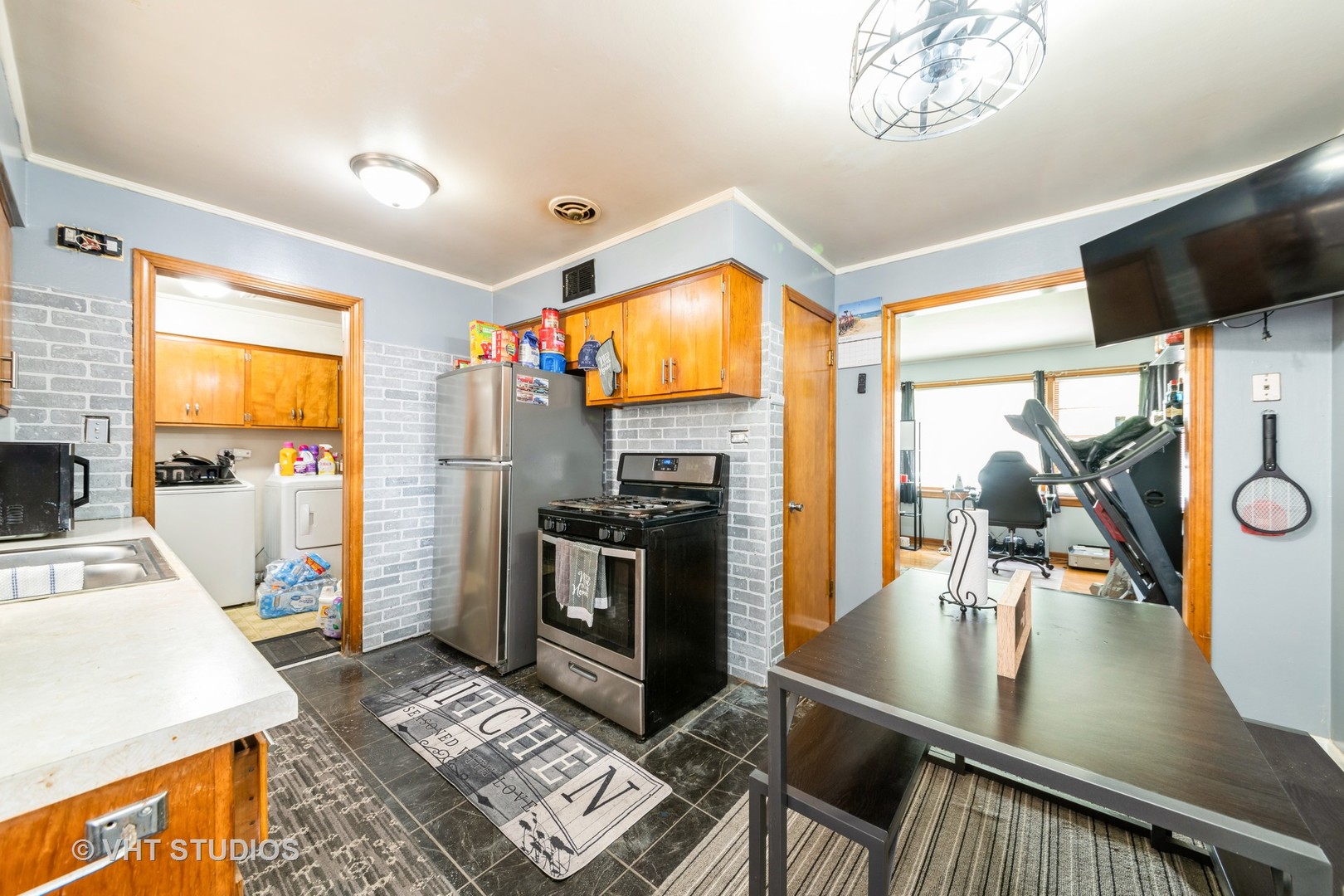 5813 Superior Street, Berkeley, IL 60163