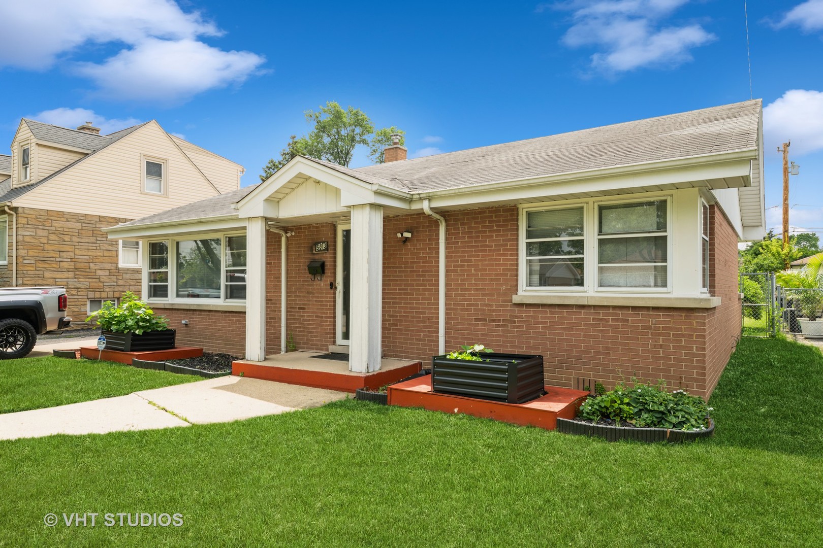 5813 Superior Street, Berkeley, IL 60163