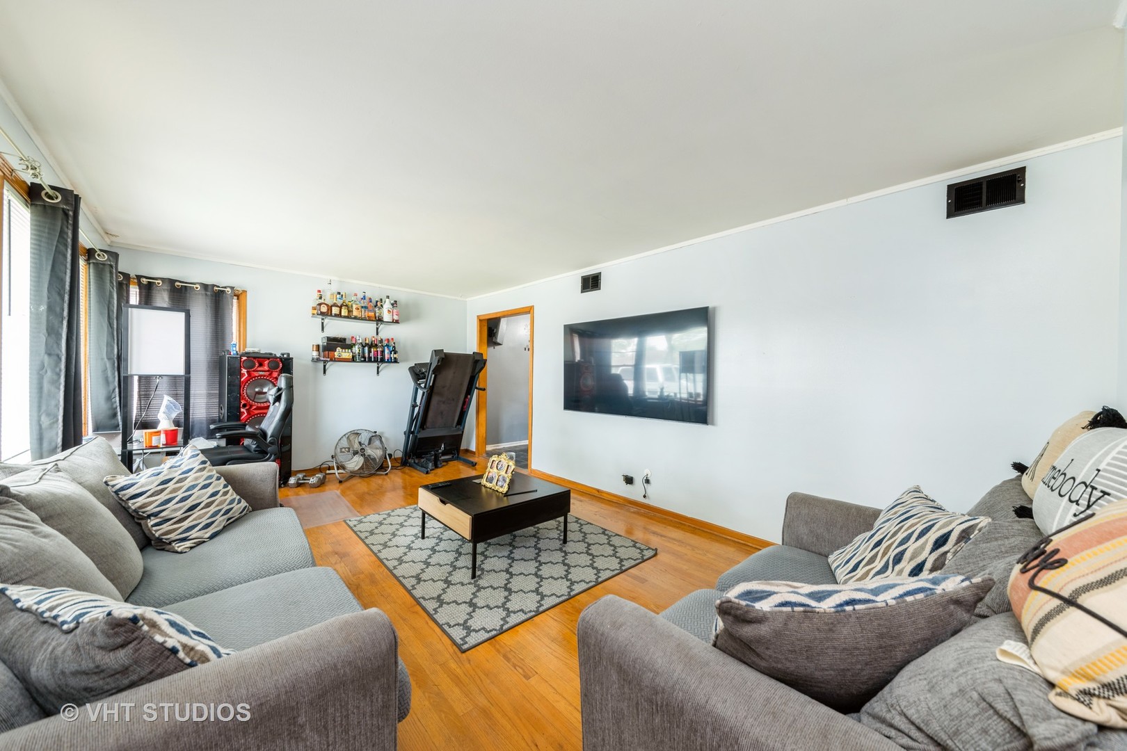 5813 Superior Street, Berkeley, IL 60163