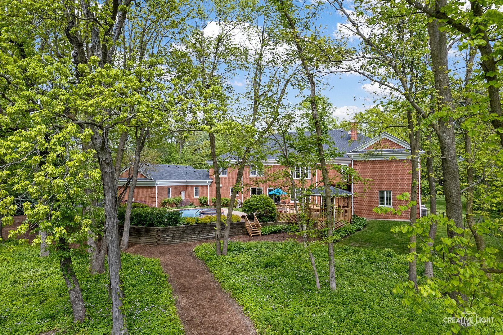 1900 Millburne Road, Lake Forest, IL 60045