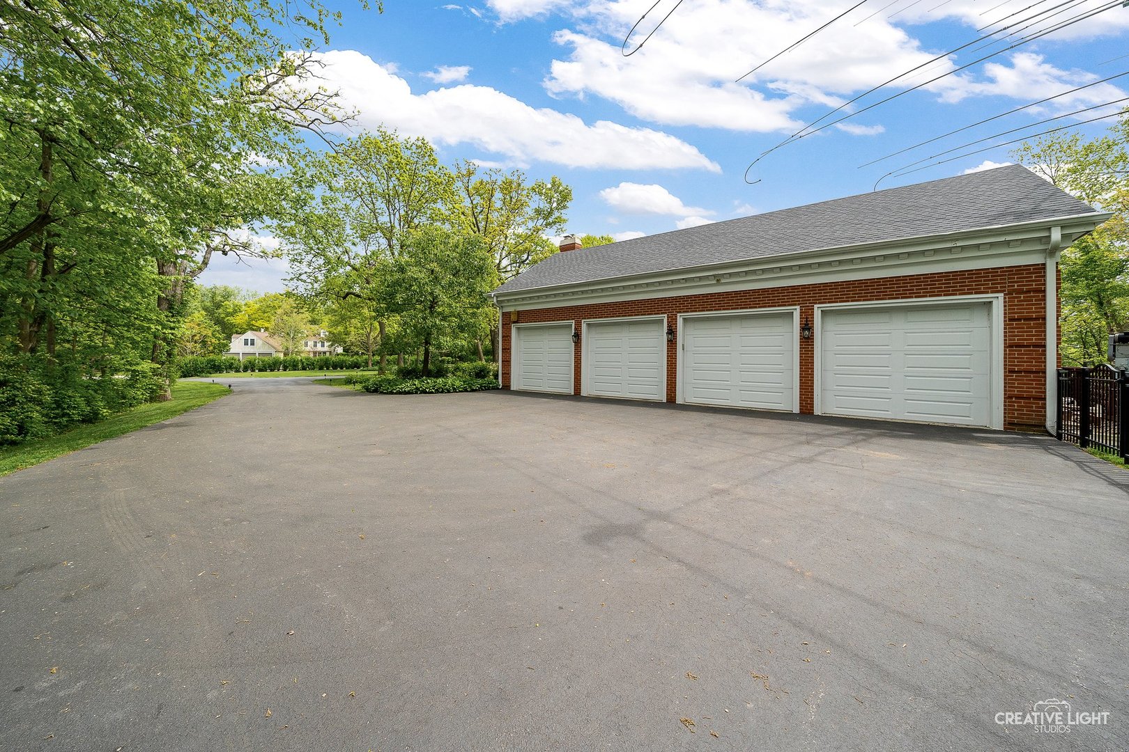 1900 Millburne Road, Lake Forest, IL 60045