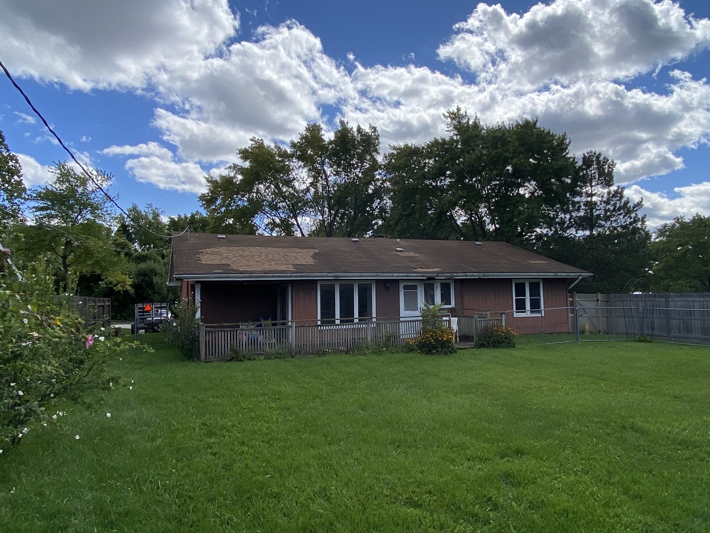 1530 Hassell Road, Hoffman Estates, IL 60169
