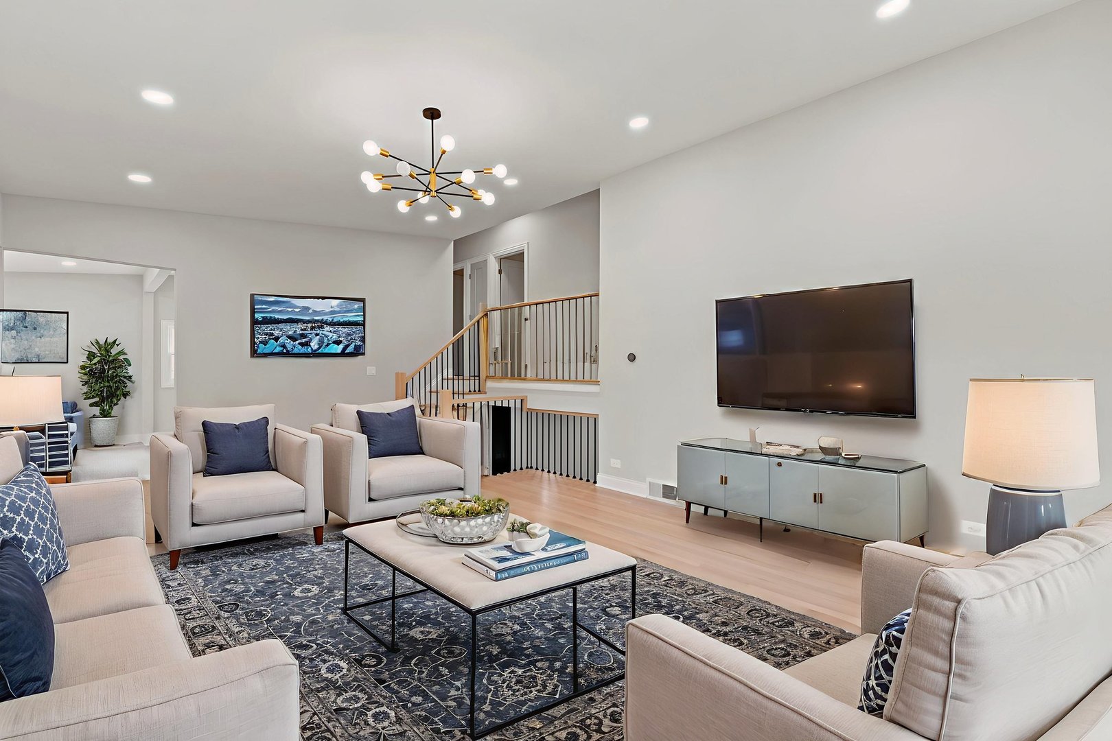 319 Kilpatrick Avenue, Wilmette, IL 60091