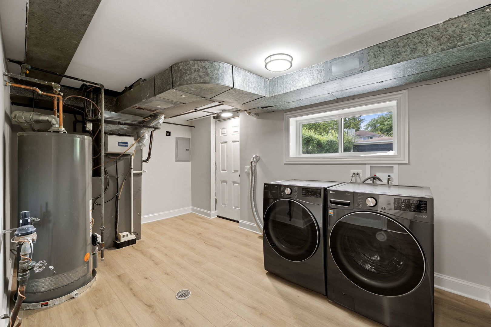 319 Kilpatrick Avenue, Wilmette, IL 60091