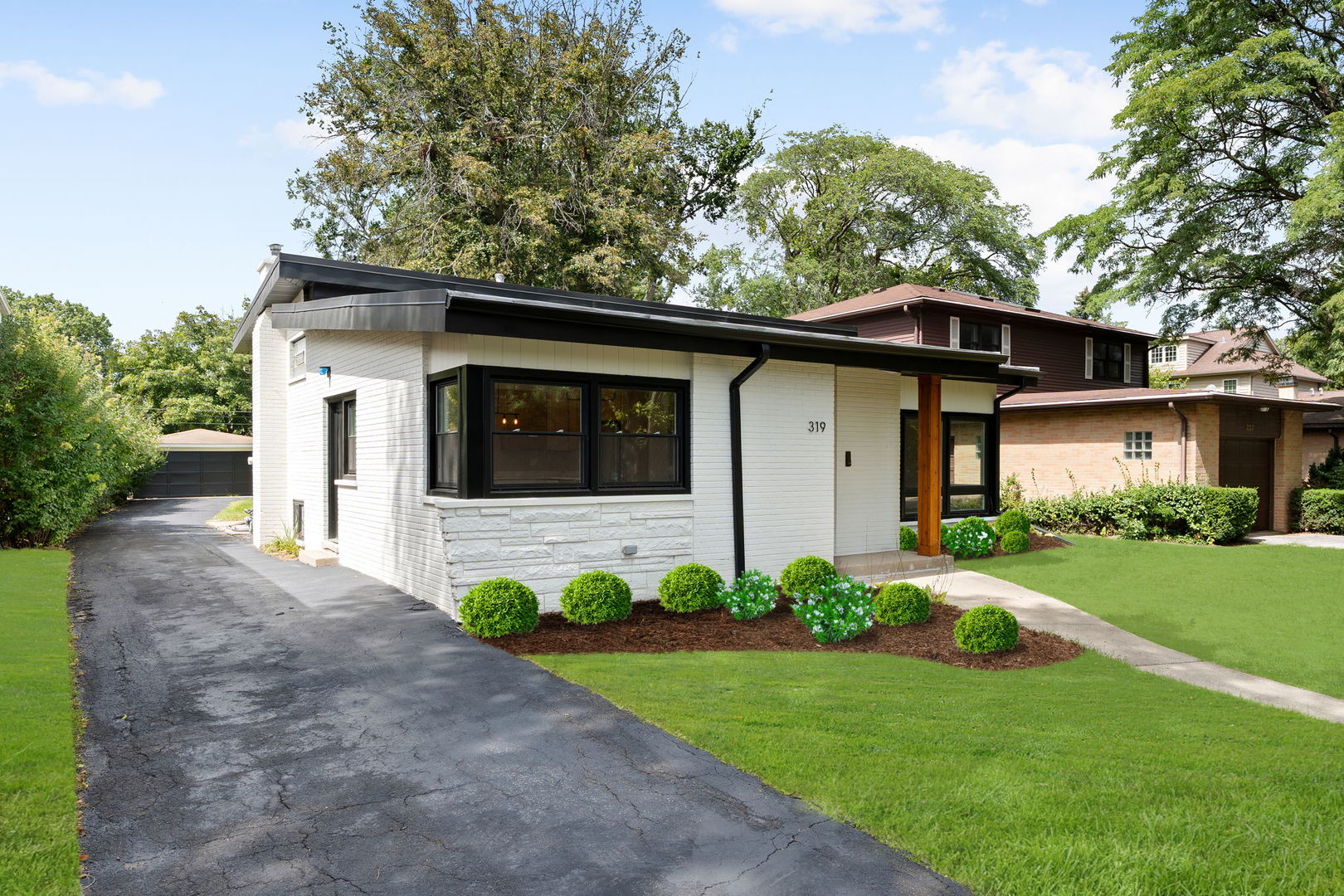 319 Kilpatrick Avenue, Wilmette, IL 60091