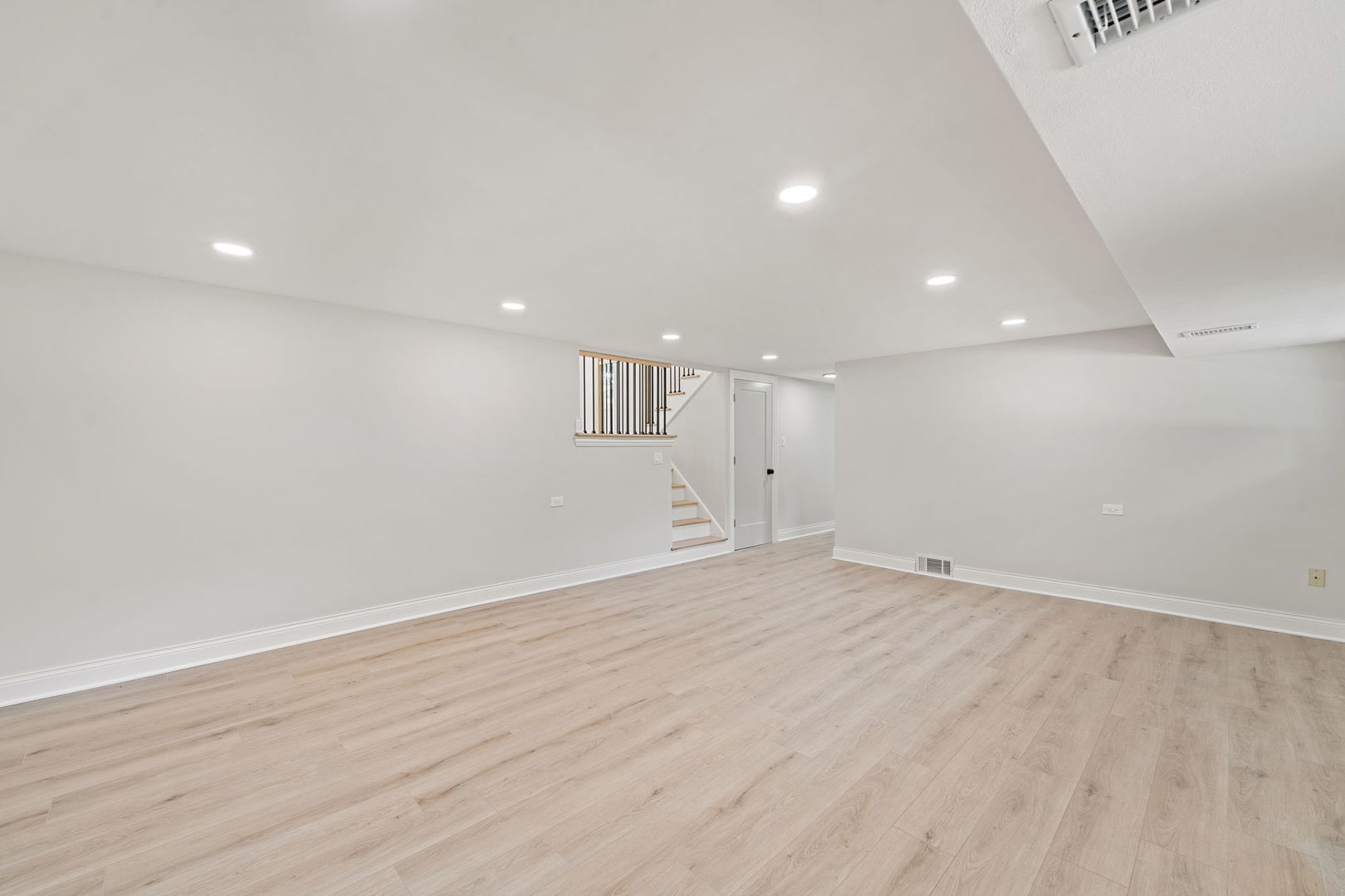 319 Kilpatrick Avenue, Wilmette, IL 60091
