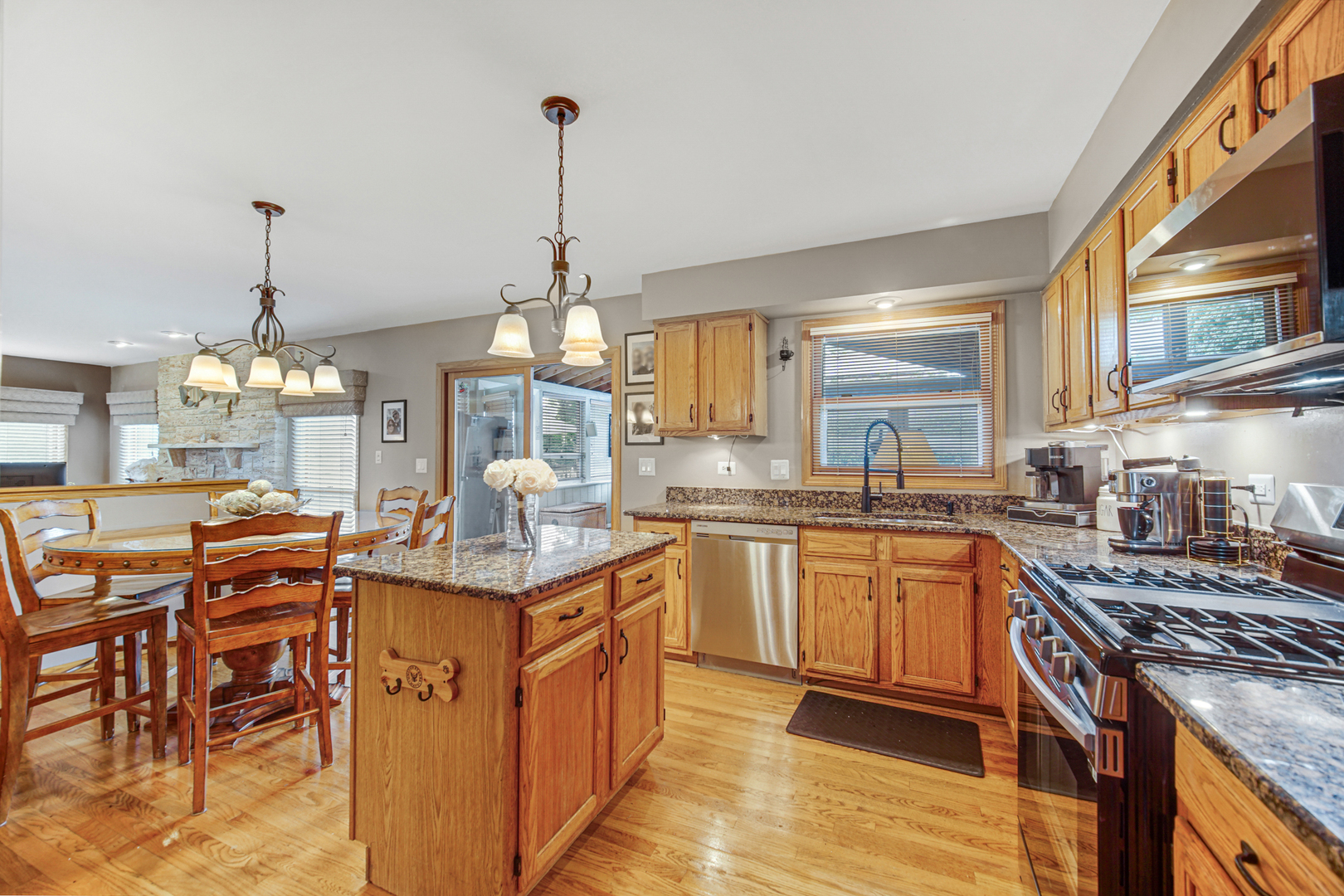 67 Shelby Court, Vernon Hills, IL 60061