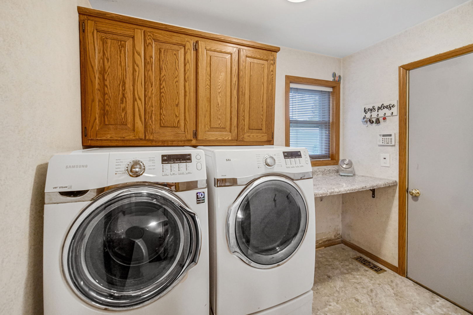 67 Shelby Court, Vernon Hills, IL 60061