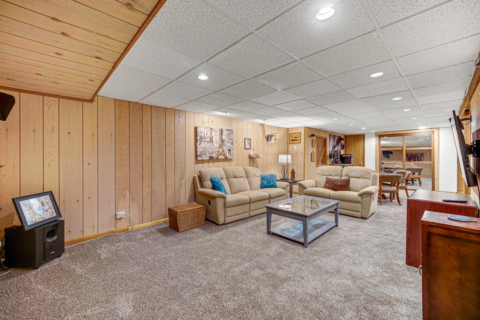 67 Shelby Court, Vernon Hills, IL 60061