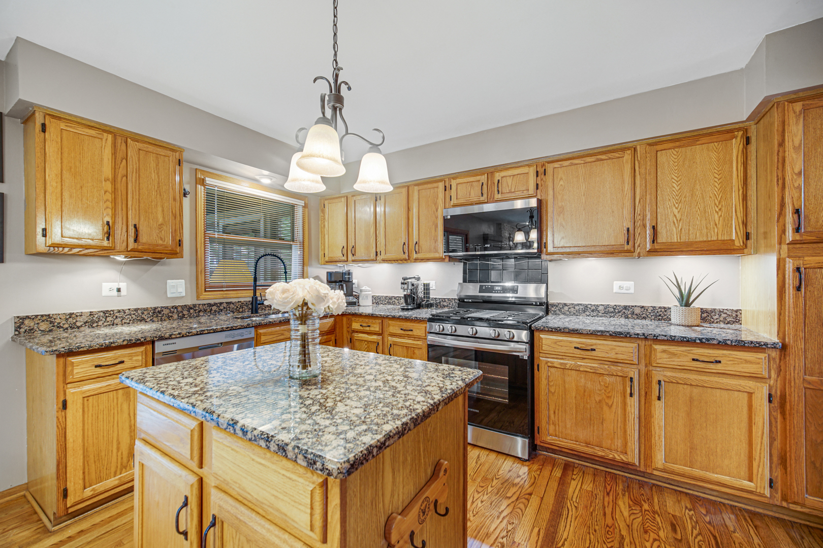 67 Shelby Court, Vernon Hills, IL 60061