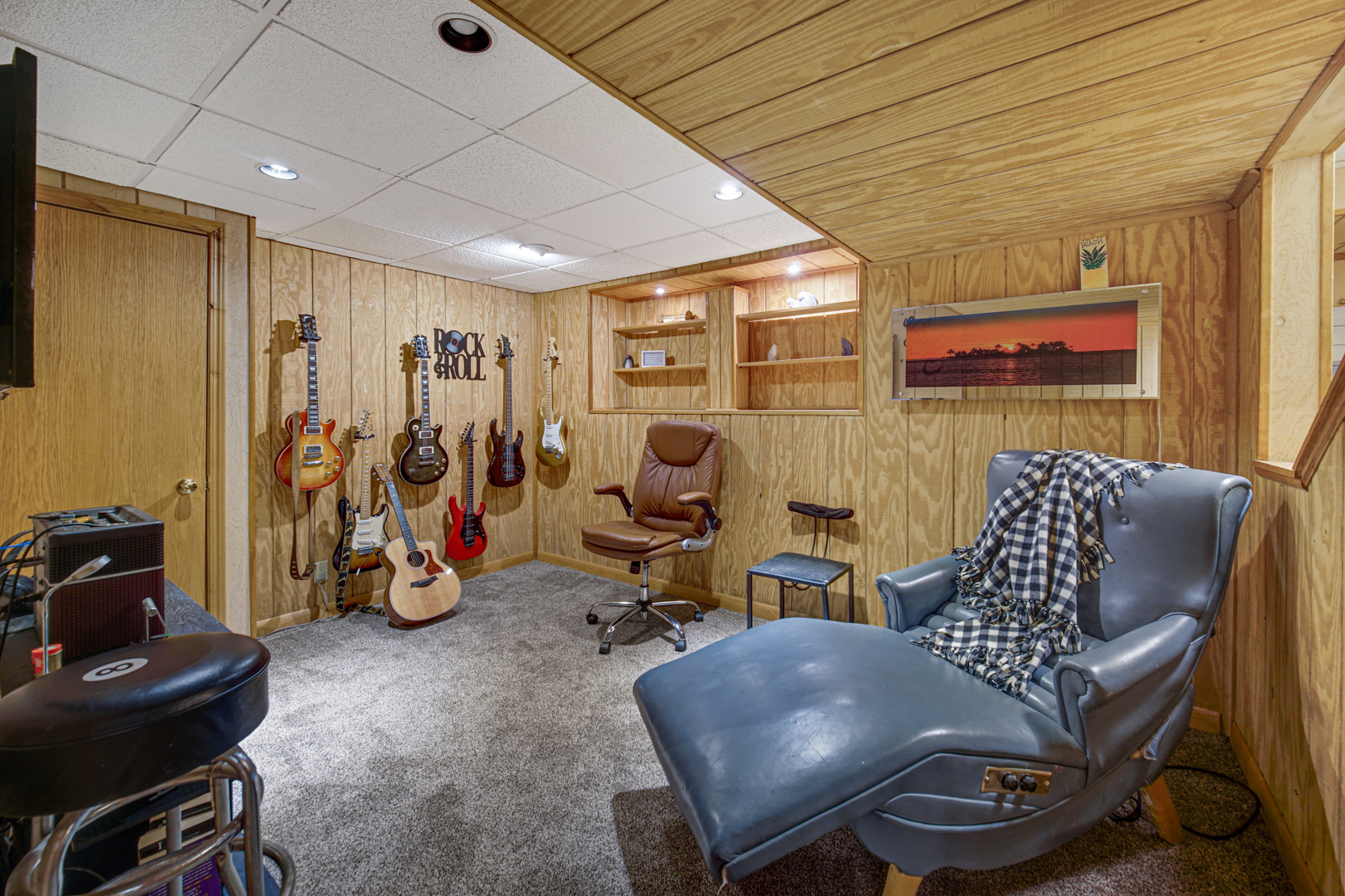 67 Shelby Court, Vernon Hills, IL 60061