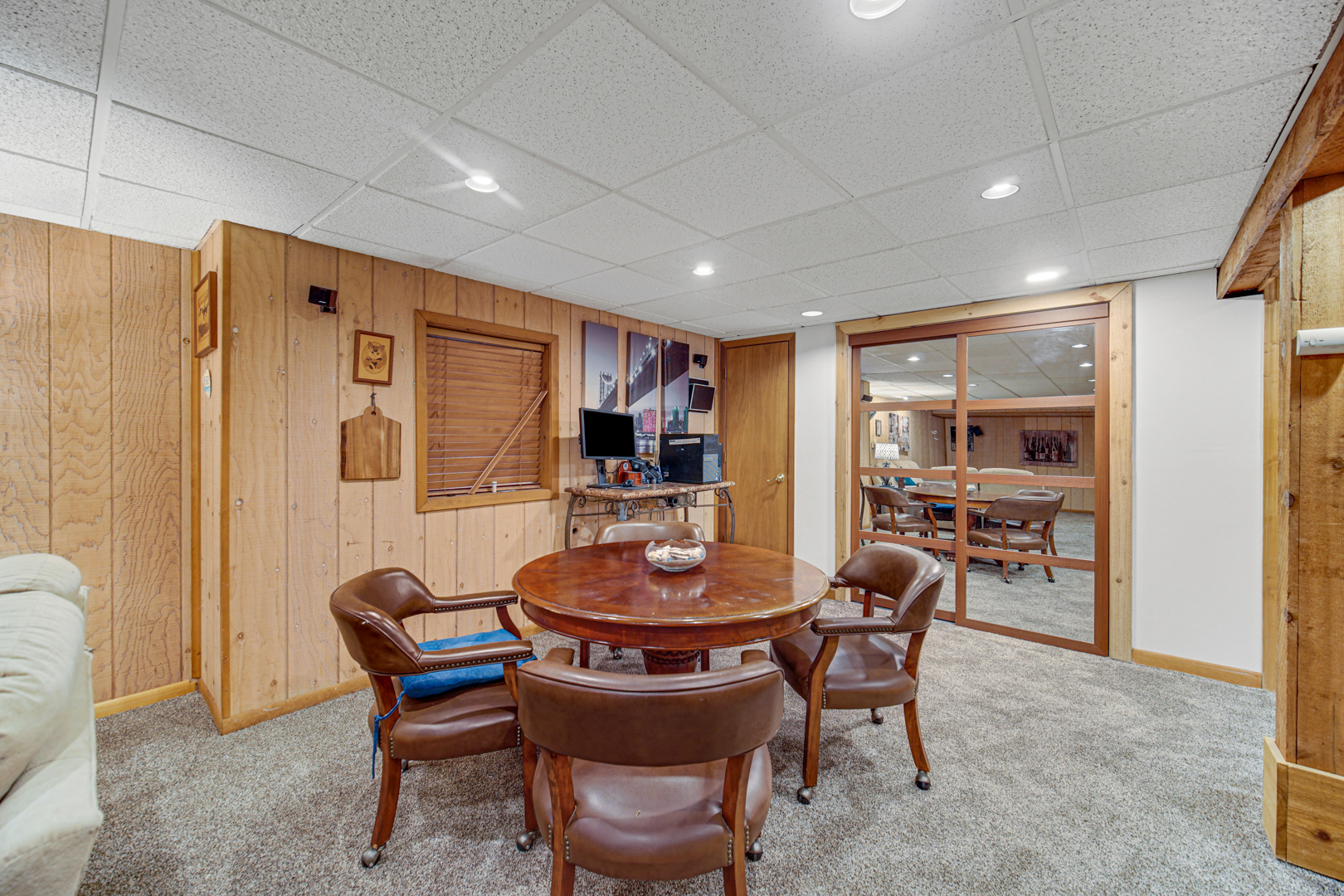 67 Shelby Court, Vernon Hills, IL 60061