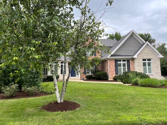 821 Plamondon Road, Wheaton, IL 60189