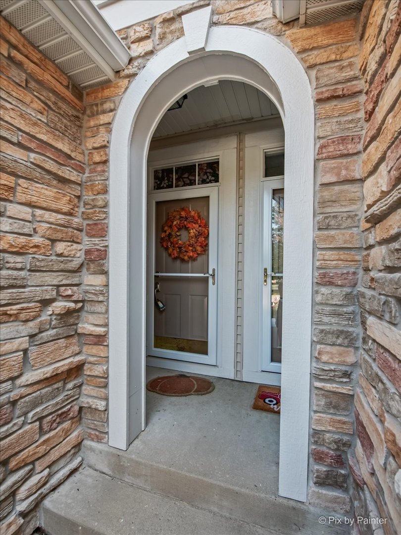 311 Katrina Lane, Algonquin, IL 60102