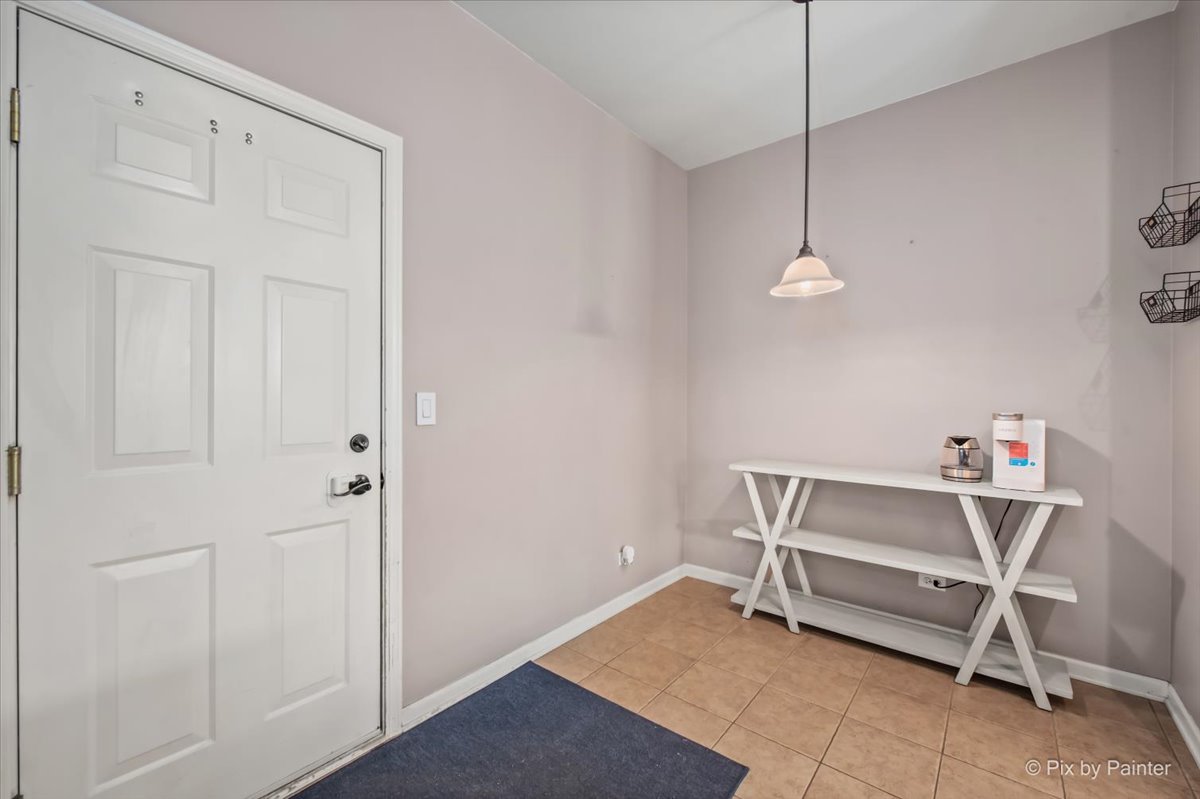 311 Katrina Lane, Algonquin, IL 60102