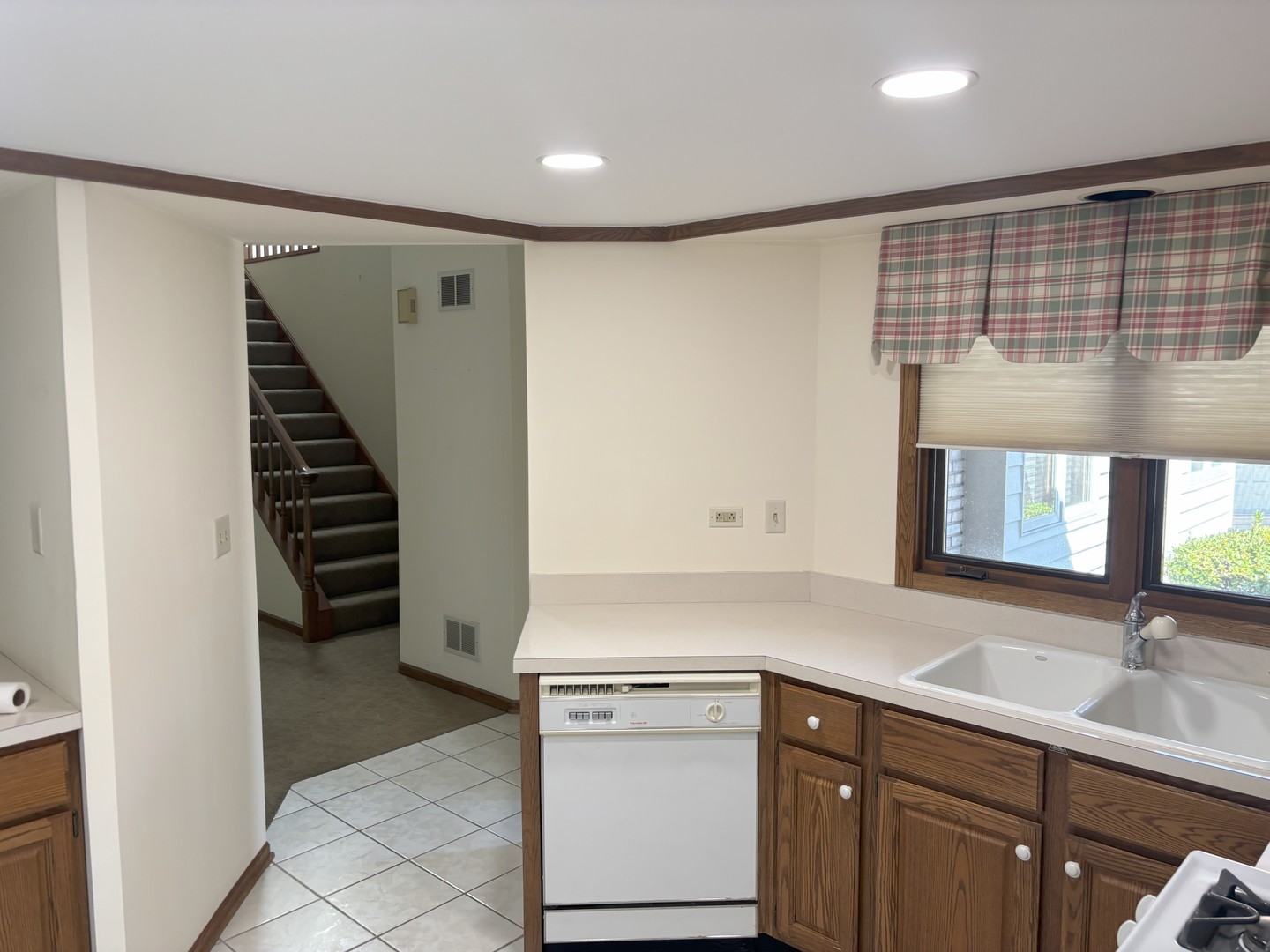 18310 Pine Wood Court, Tinley Park, IL 60477