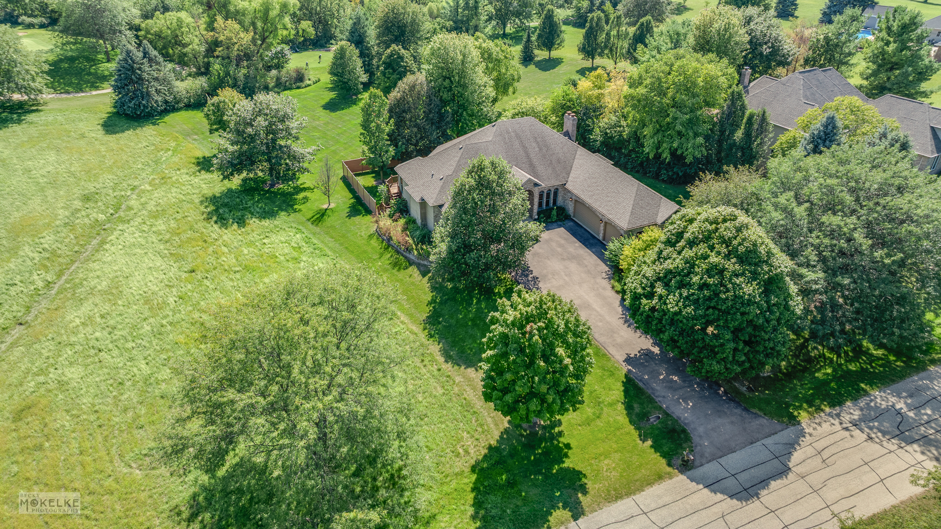 833 Carolyn Court, Elburn, IL 60119