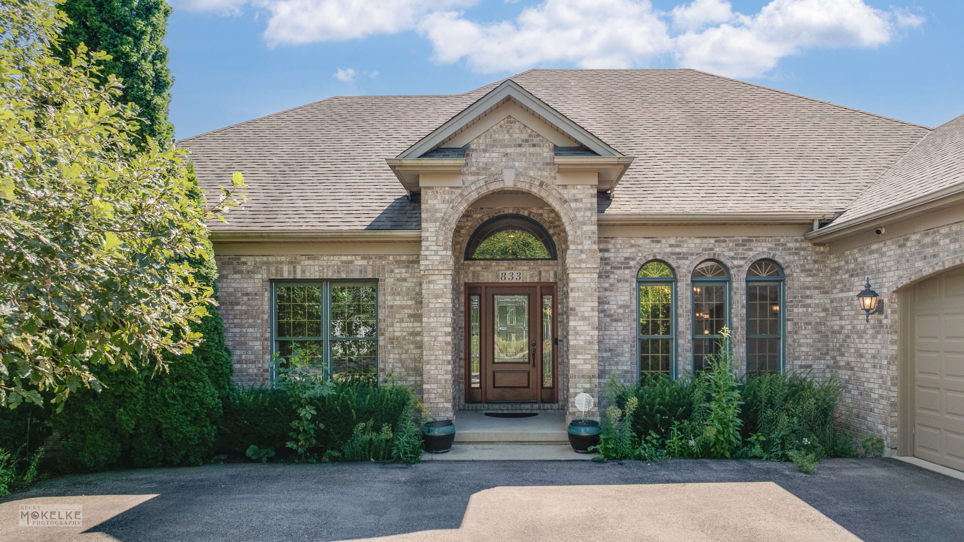 833 Carolyn Court, Elburn, IL 60119