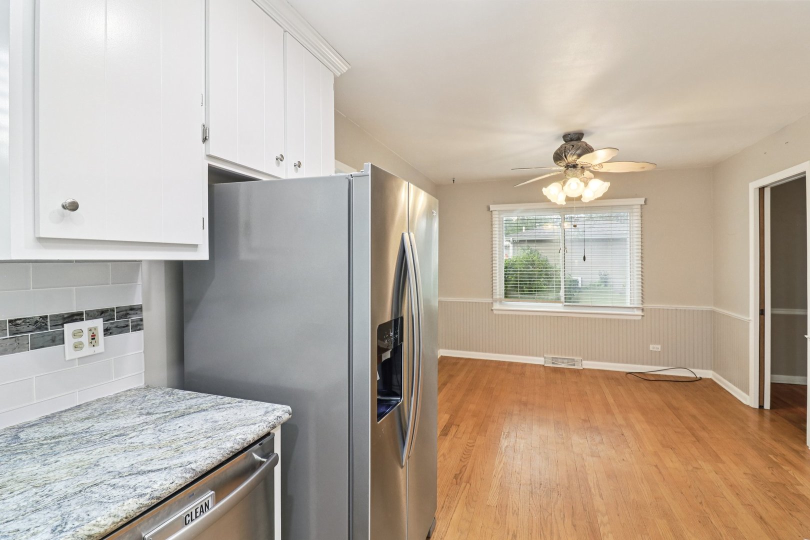 37371 N Shirley Drive, Gurnee, IL 60031