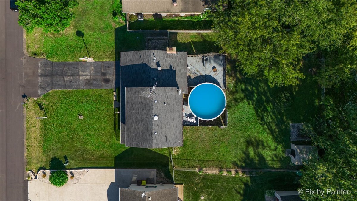 7615 W Andrea Lane, Crystal Lake, IL 60012