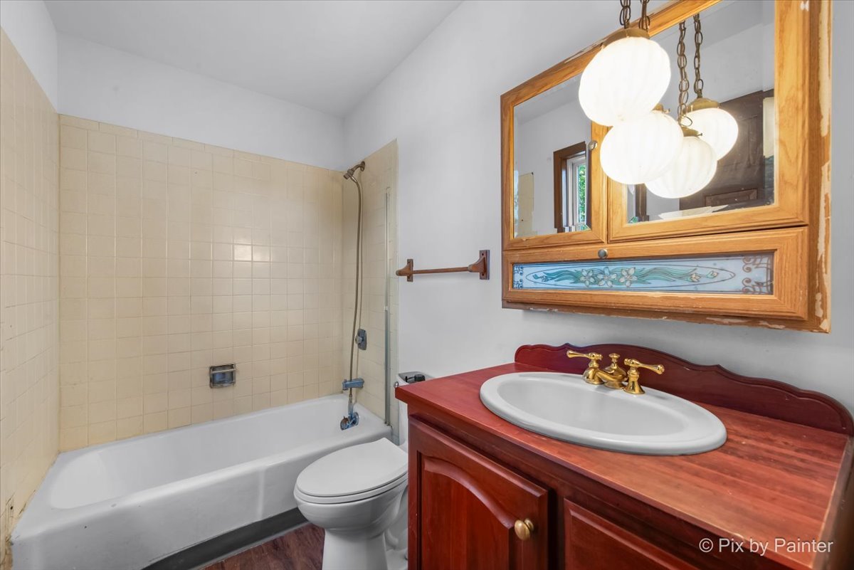 7615 W Andrea Lane, Crystal Lake, IL 60012