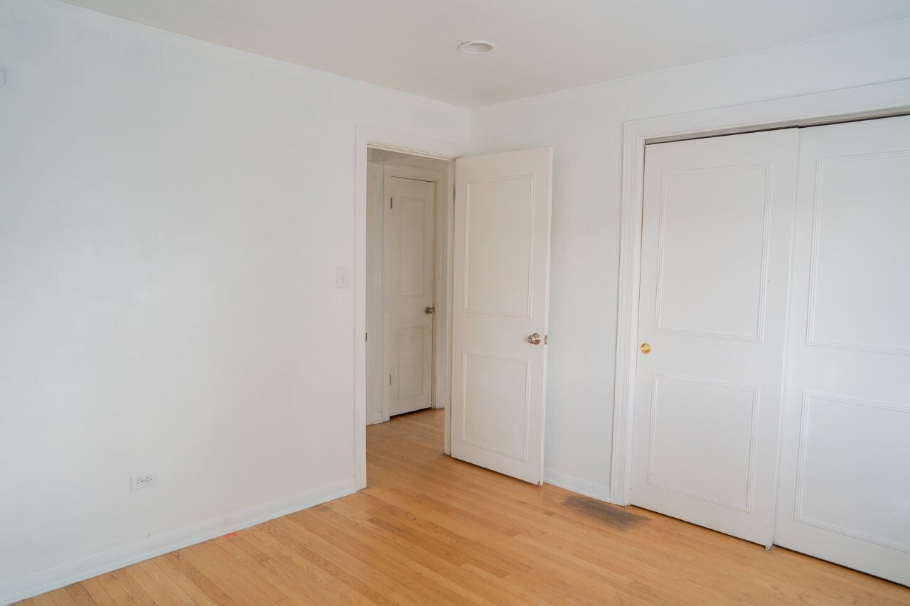 3505 Oak Park Avenue #B3, Berwyn, IL 60402