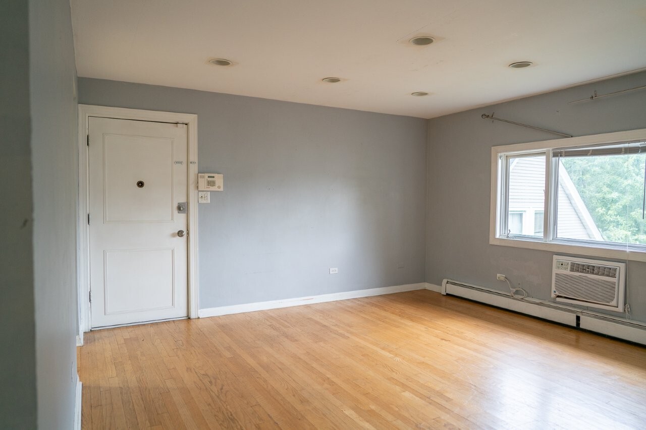 3505 Oak Park Avenue #B3, Berwyn, IL 60402