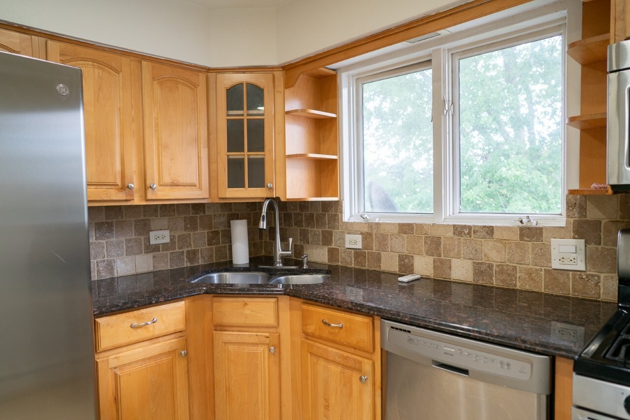 3505 Oak Park Avenue #B3, Berwyn, IL 60402