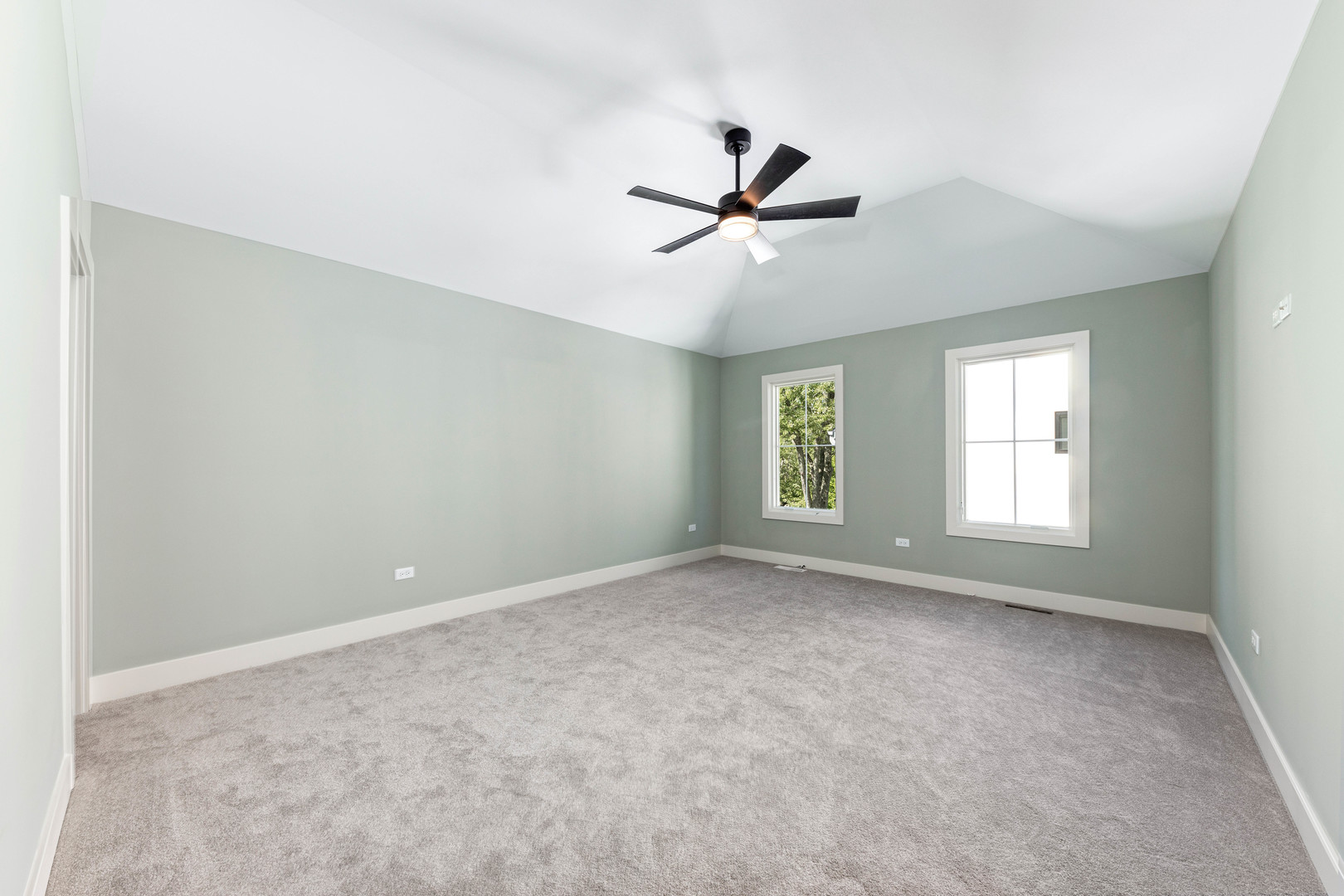 845 Tulip Lane, Naperville, IL 60540