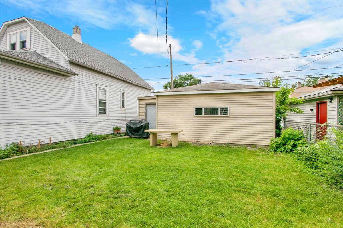 5532 S Kilbourn Avenue, Chicago, IL 60629