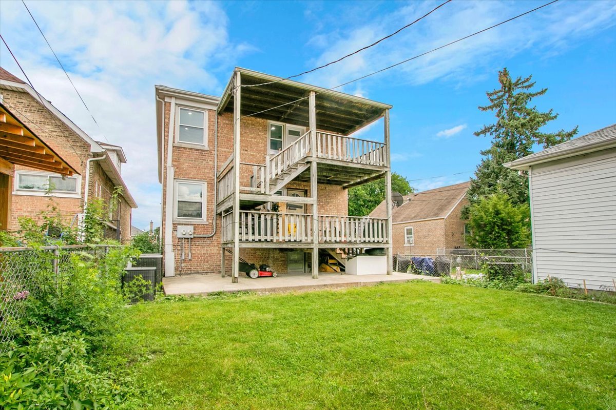 5532 S Kilbourn Avenue, Chicago, IL 60629