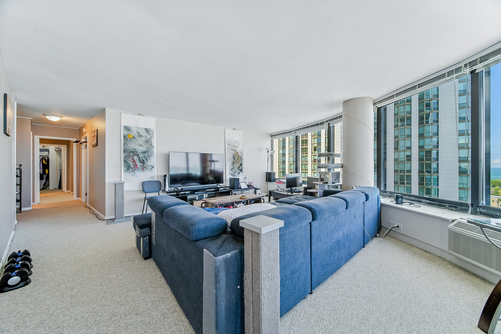 155 N Harbor Drive #1708, Chicago, IL 60601
