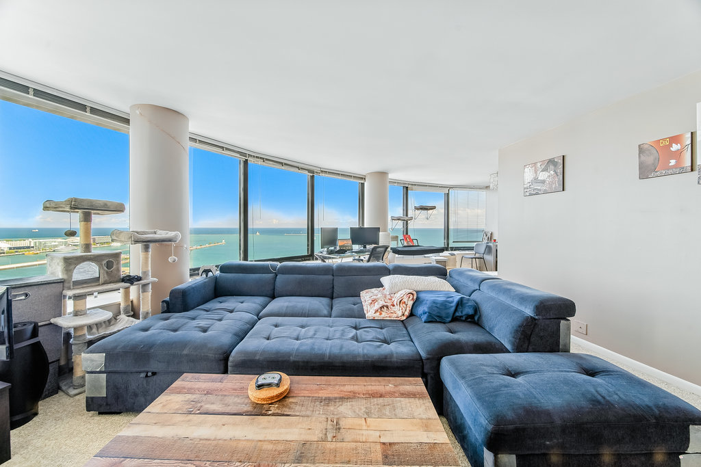 155 N Harbor Drive #1708, Chicago, IL 60601