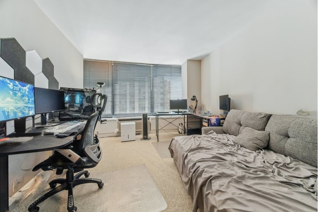 155 N Harbor Drive #1708, Chicago, IL 60601