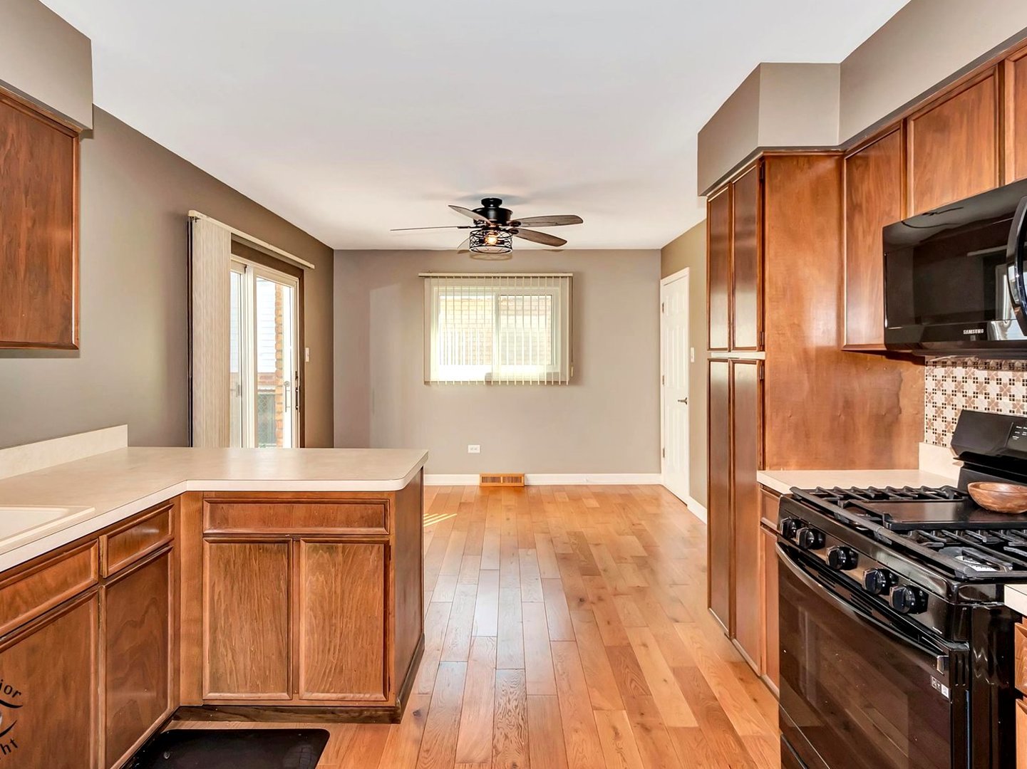 5444 138th Place, Crestwood, IL 60418