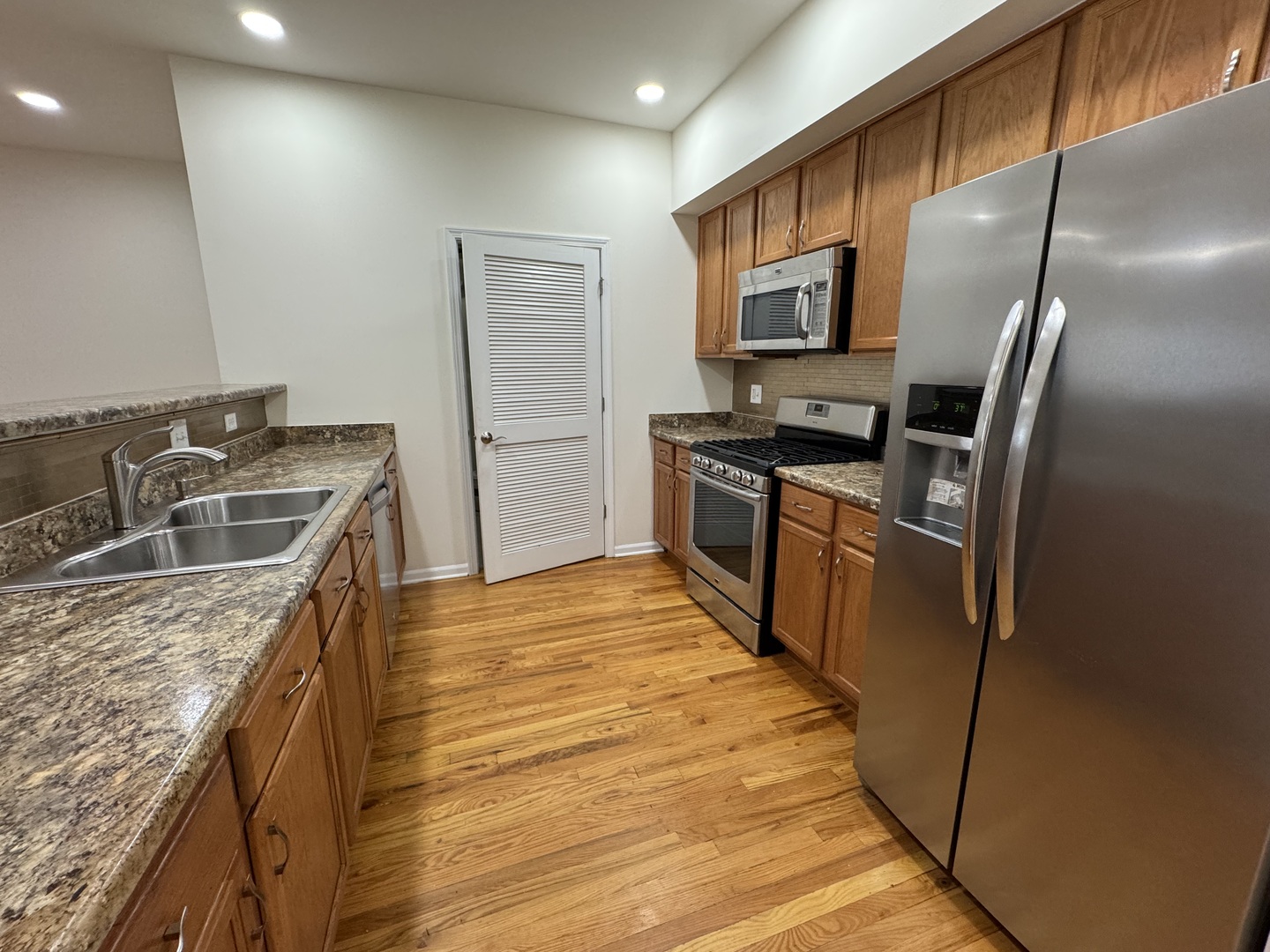 2155 W Warren Boulevard #1, Chicago, IL 60612