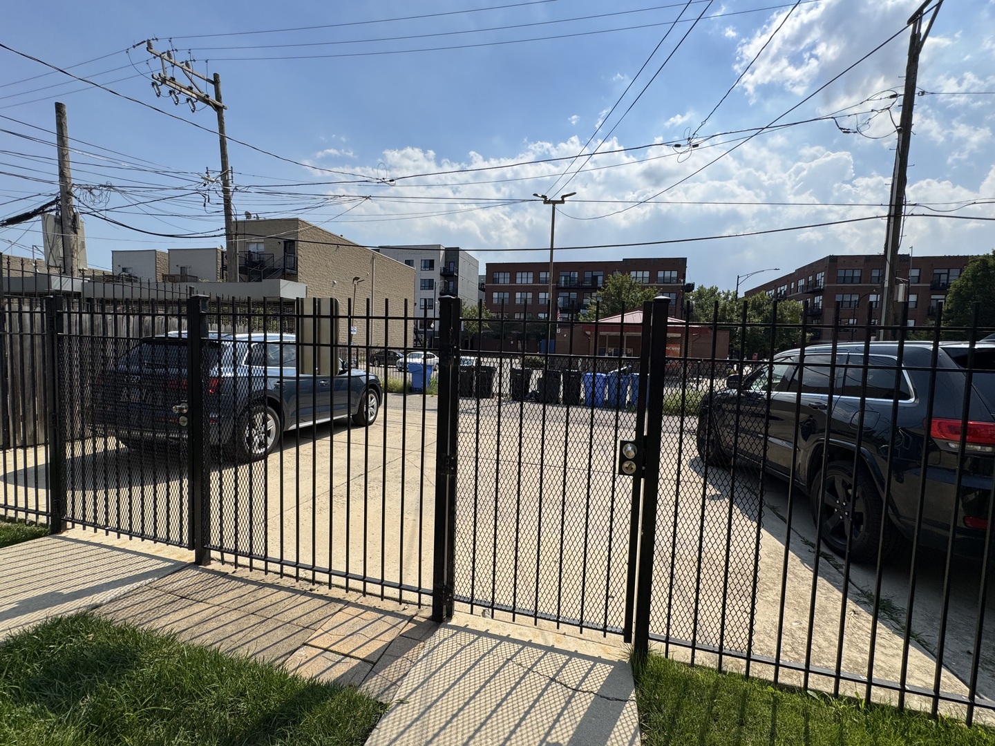 2155 W Warren Boulevard #1, Chicago, IL 60612
