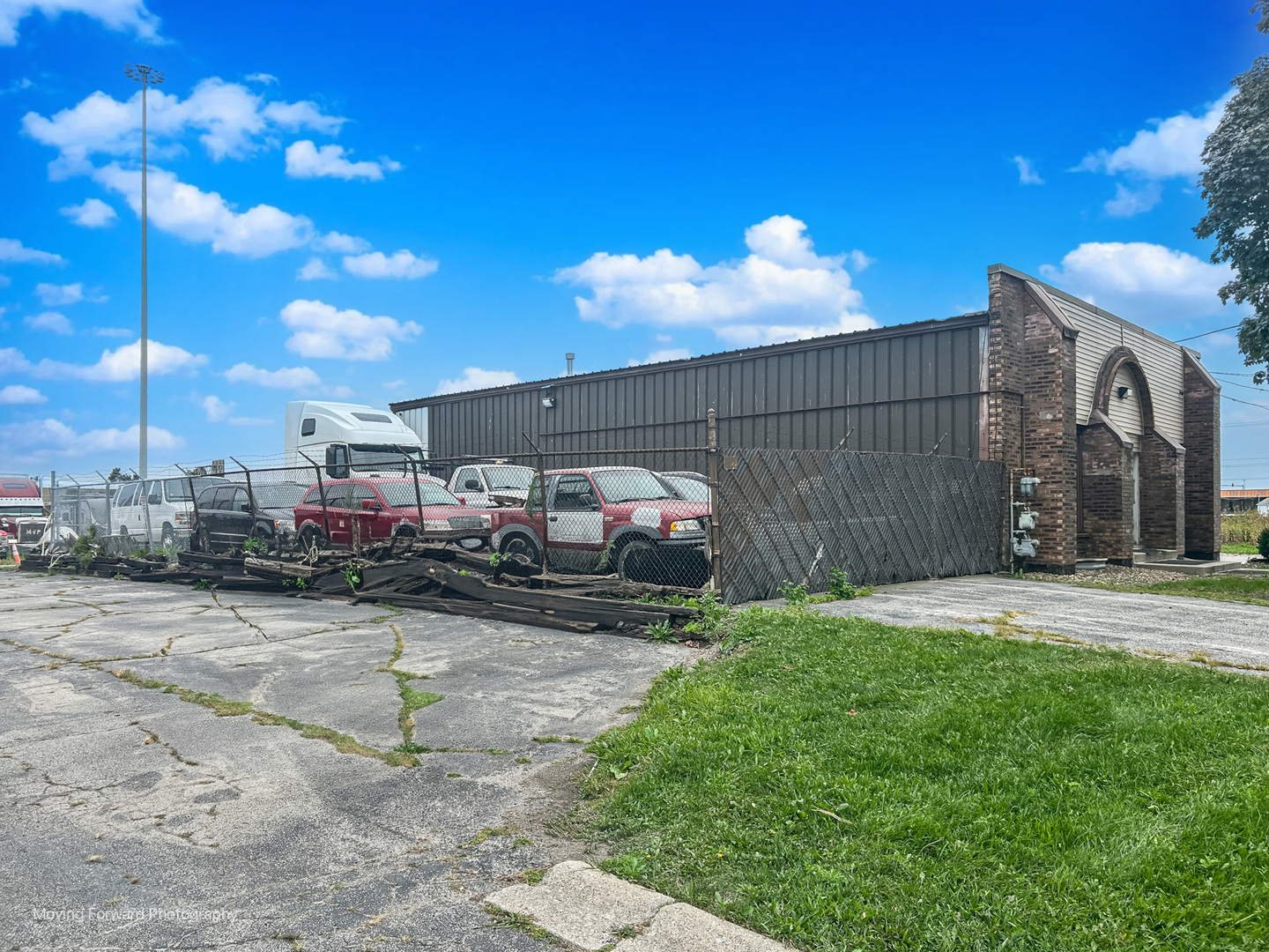 2535 Bernice Road, Lansing, IL 60438