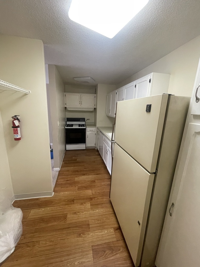 2222 S Stewart Avenue #5C, Lombard, IL 60148