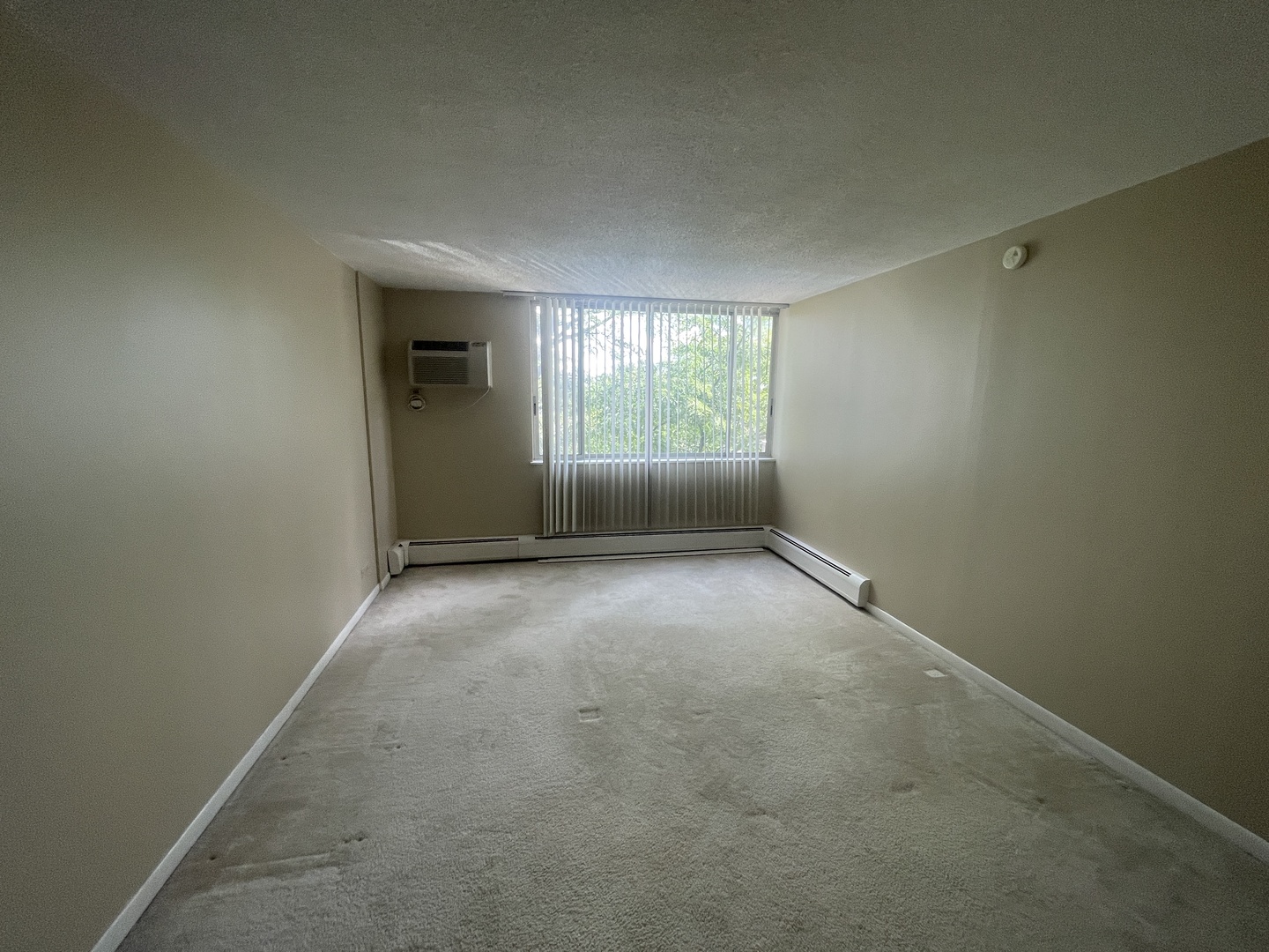 2222 S Stewart Avenue #5C, Lombard, IL 60148