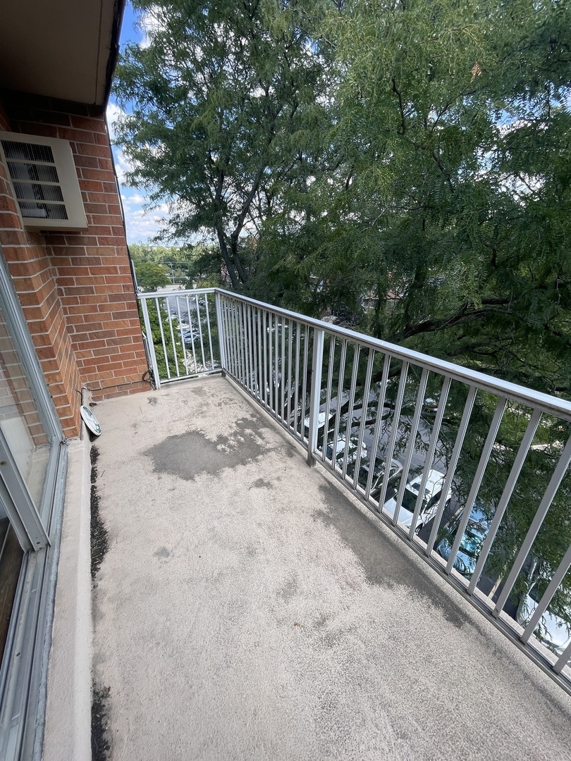 2222 S Stewart Avenue #5C, Lombard, IL 60148