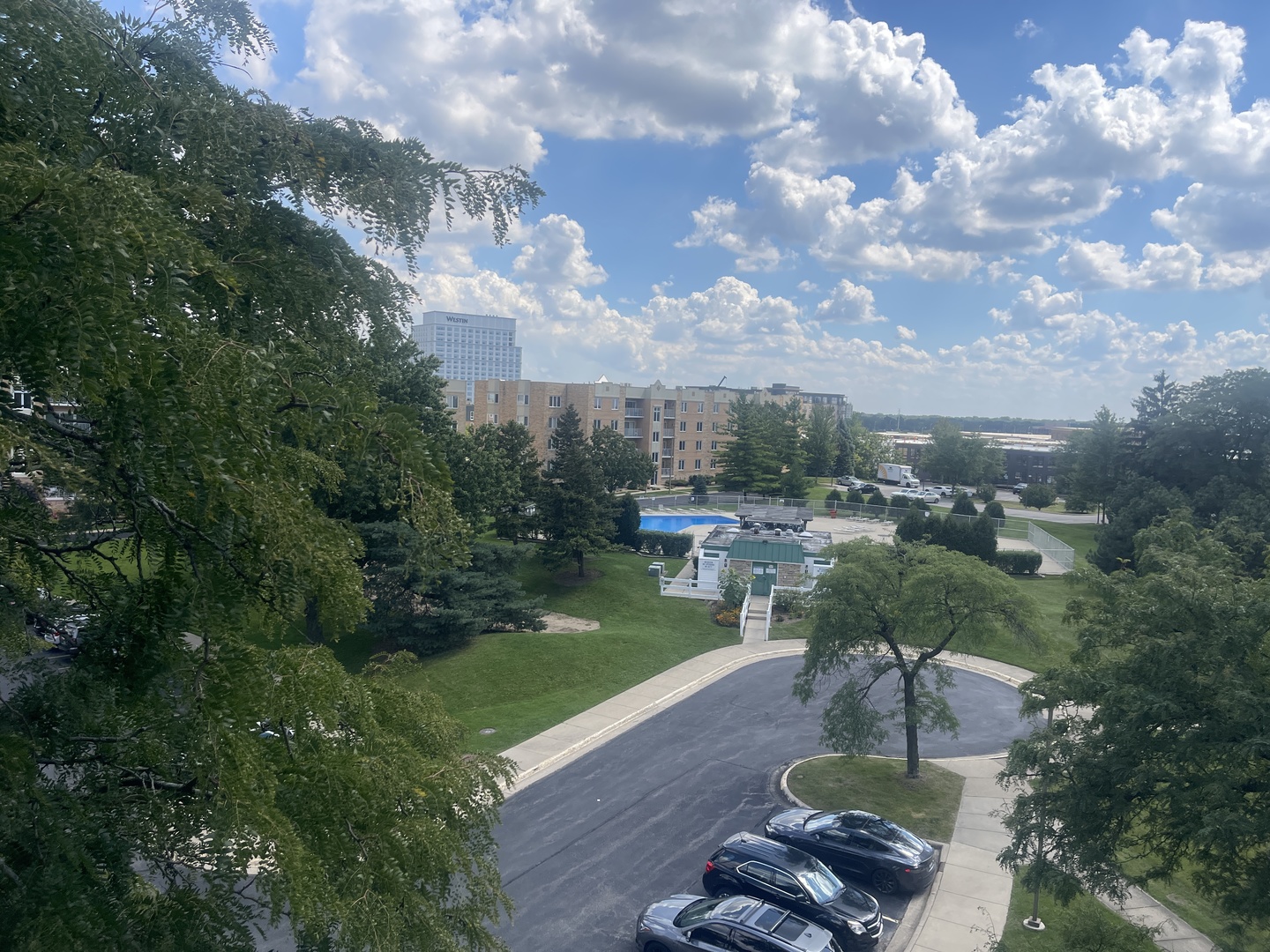 2222 S Stewart Avenue #5C, Lombard, IL 60148