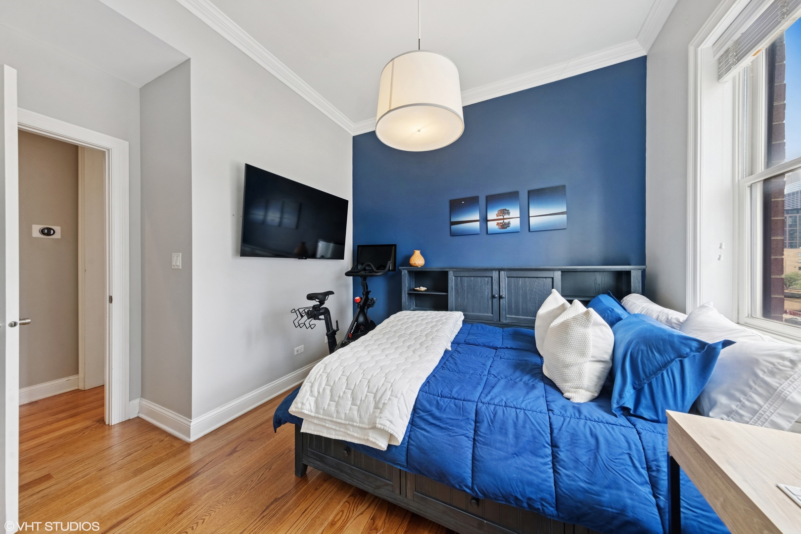 210 N Halsted Street #4, Chicago, IL 60661
