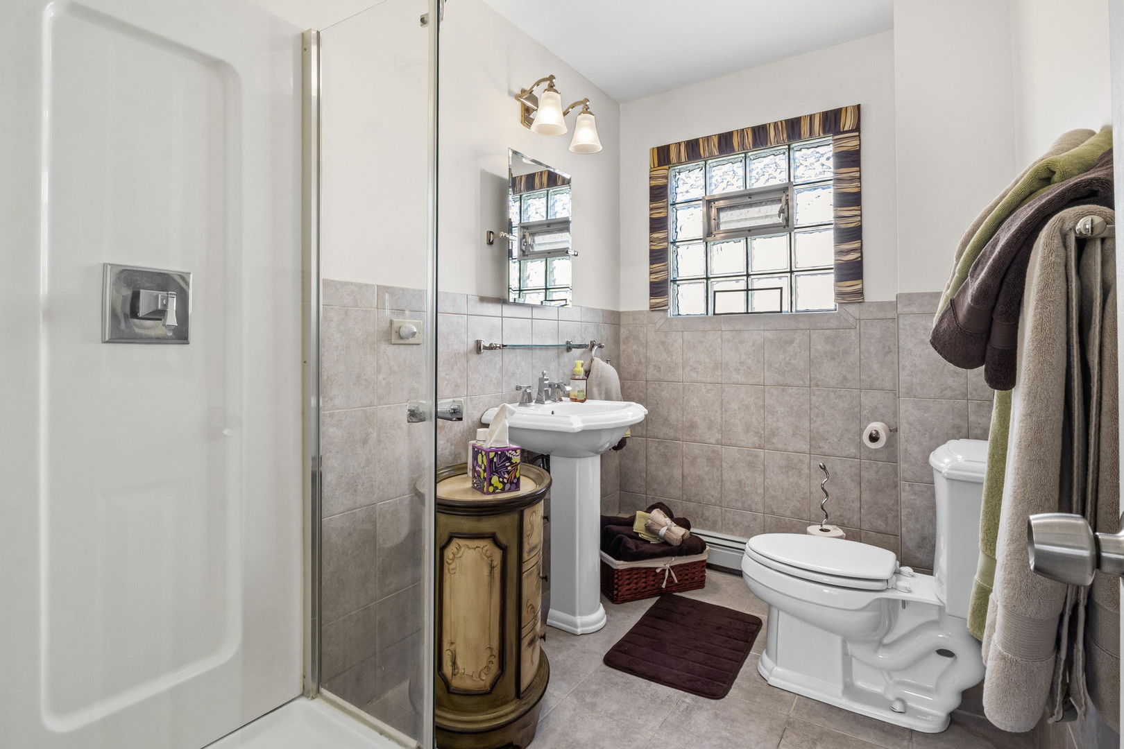 5921 S Keeler Avenue, Chicago, IL 60629