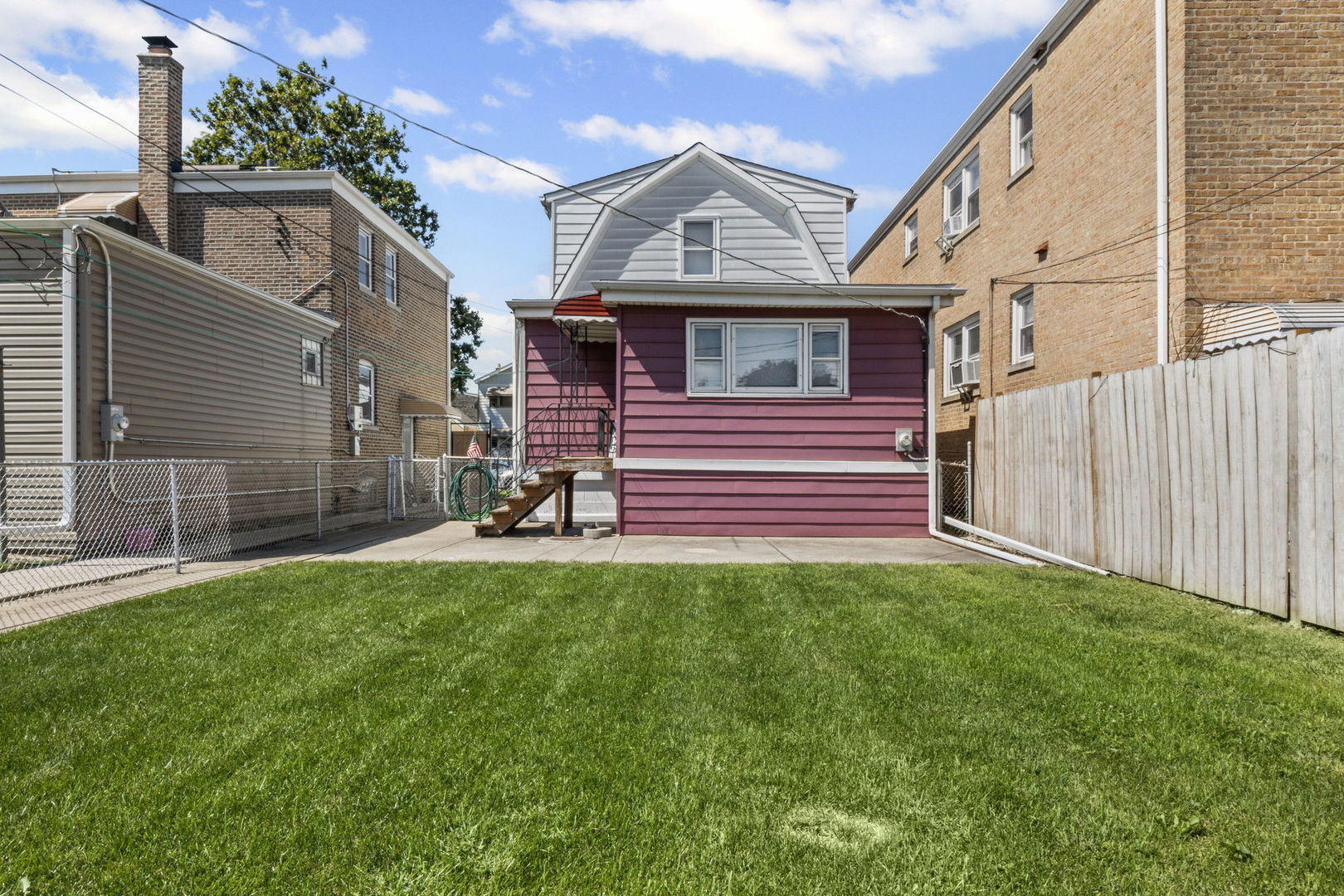 5921 S Keeler Avenue, Chicago, IL 60629