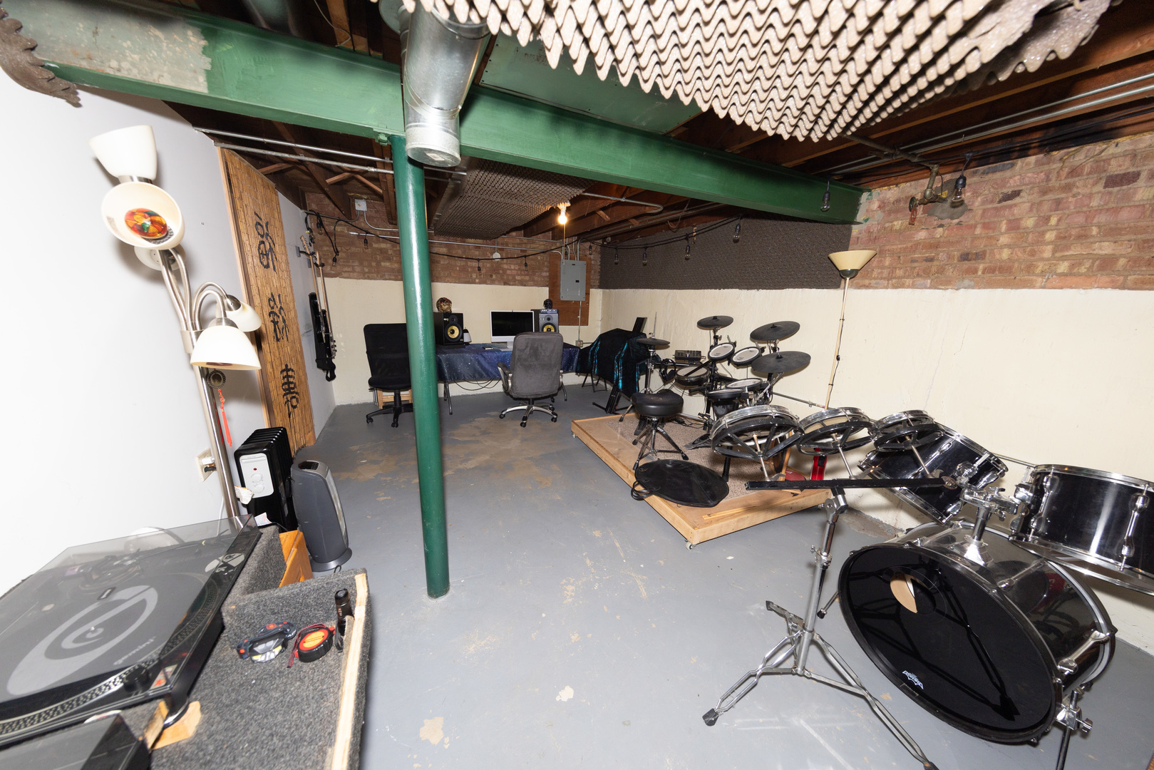 1406 Portsmouth Avenue, Westchester, IL 60154