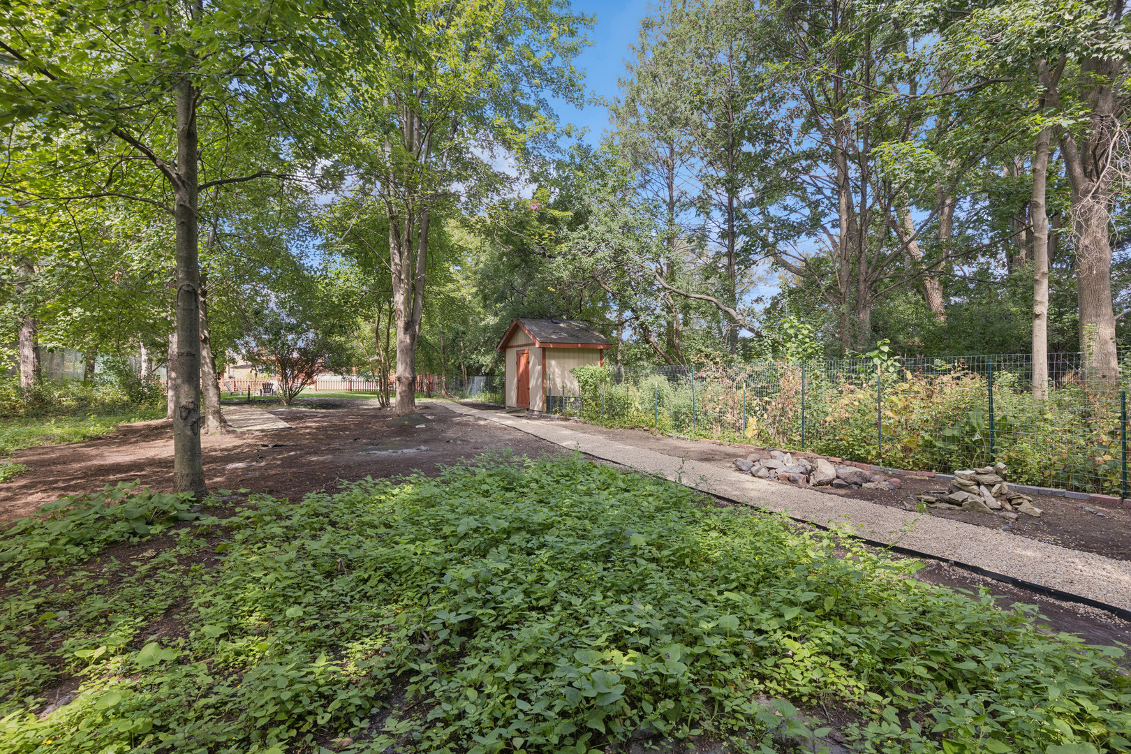 913 62nd Street, Downers Grove, IL 60516
