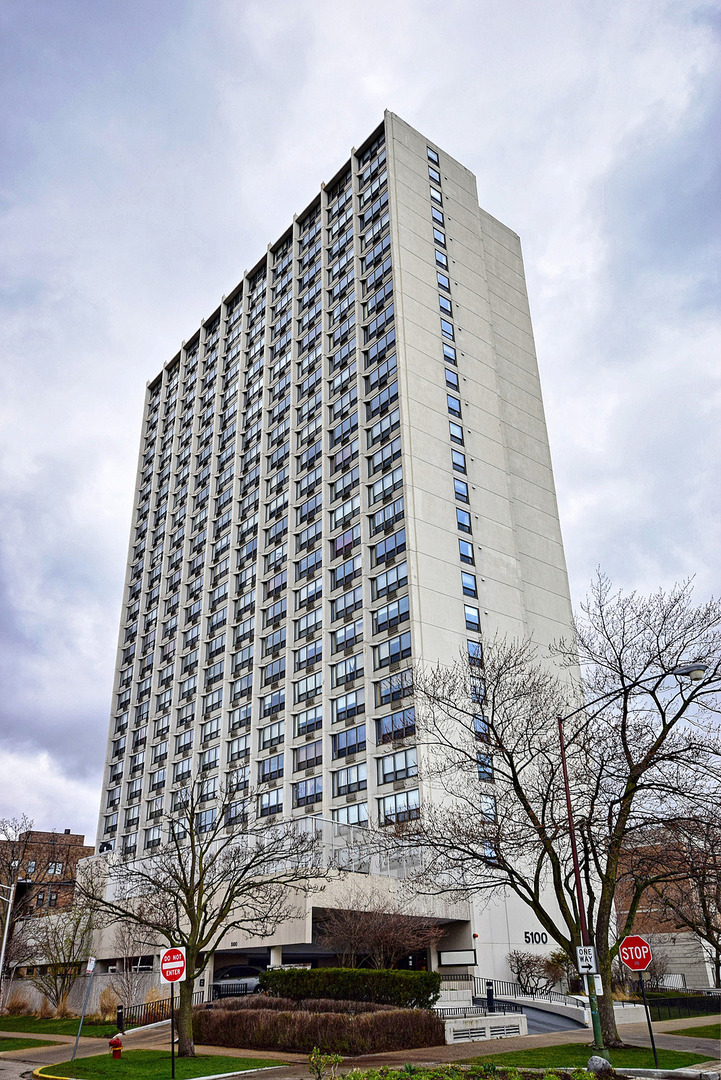 5100 N Marine Drive #15D, Chicago, IL 60640